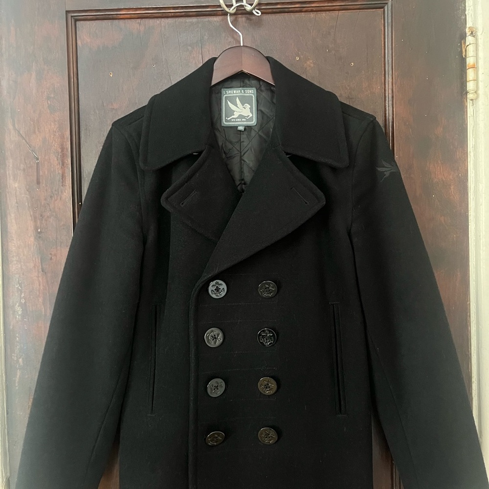 Spiewak & Sons Men 
Black Double-Breasted Wool Peacoat